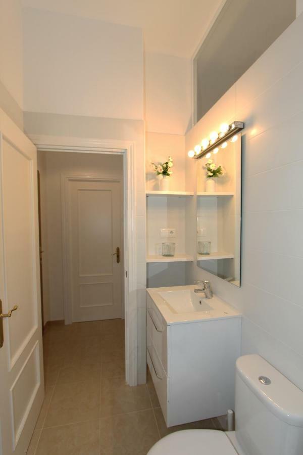 Apartamento Ollerias Μάλαγα Εξωτερικό φωτογραφία